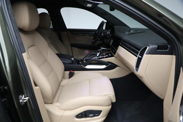 Used 2023 Porsche Cayenne Turbo Coupe for sale Sold at Bentley Greenwich in Greenwich CT 06830 18
