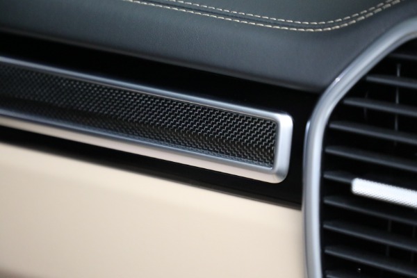 Used 2023 Porsche Cayenne Turbo Coupe for sale Sold at Bentley Greenwich in Greenwich CT 06830 23