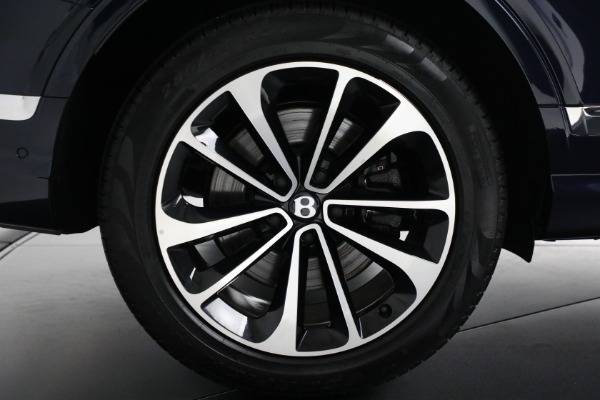 Used 2024 Bentley Bentayga EWB V8 for sale Sold at Bentley Greenwich in Greenwich CT 06830 18