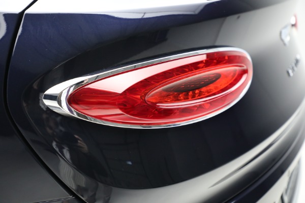 Used 2024 Bentley Bentayga EWB V8 for sale Sold at Bentley Greenwich in Greenwich CT 06830 20