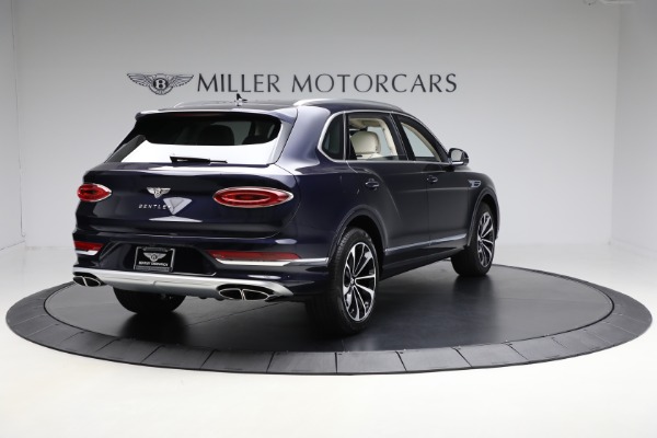 Used 2024 Bentley Bentayga EWB V8 for sale Sold at Bentley Greenwich in Greenwich CT 06830 7
