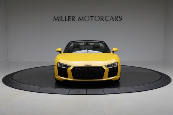 Used 2018 Audi R8 5.2 quattro V10 Spyder for sale $135,900 at Bentley Greenwich in Greenwich CT 06830 12