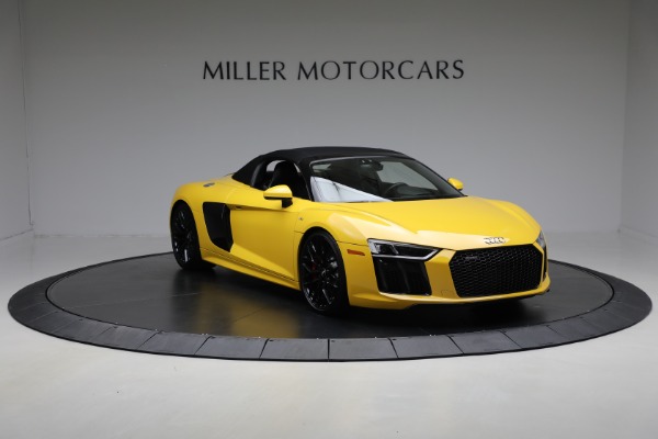 Used 2018 Audi R8 5.2 quattro V10 Spyder for sale $135,900 at Bentley Greenwich in Greenwich CT 06830 24