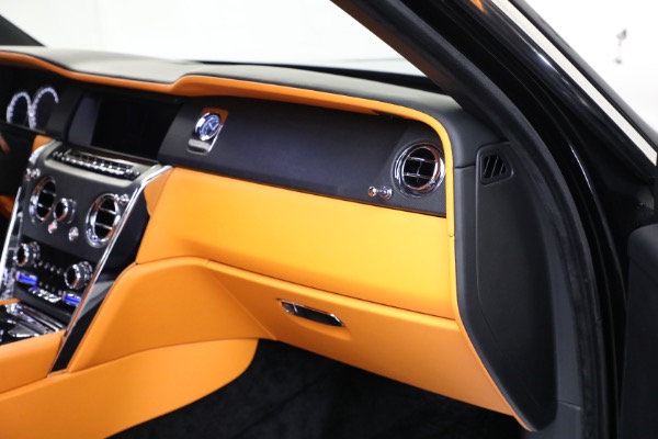 Used 2021 Rolls-Royce Cullinan for sale $265,900 at Bentley Greenwich in Greenwich CT 06830 21