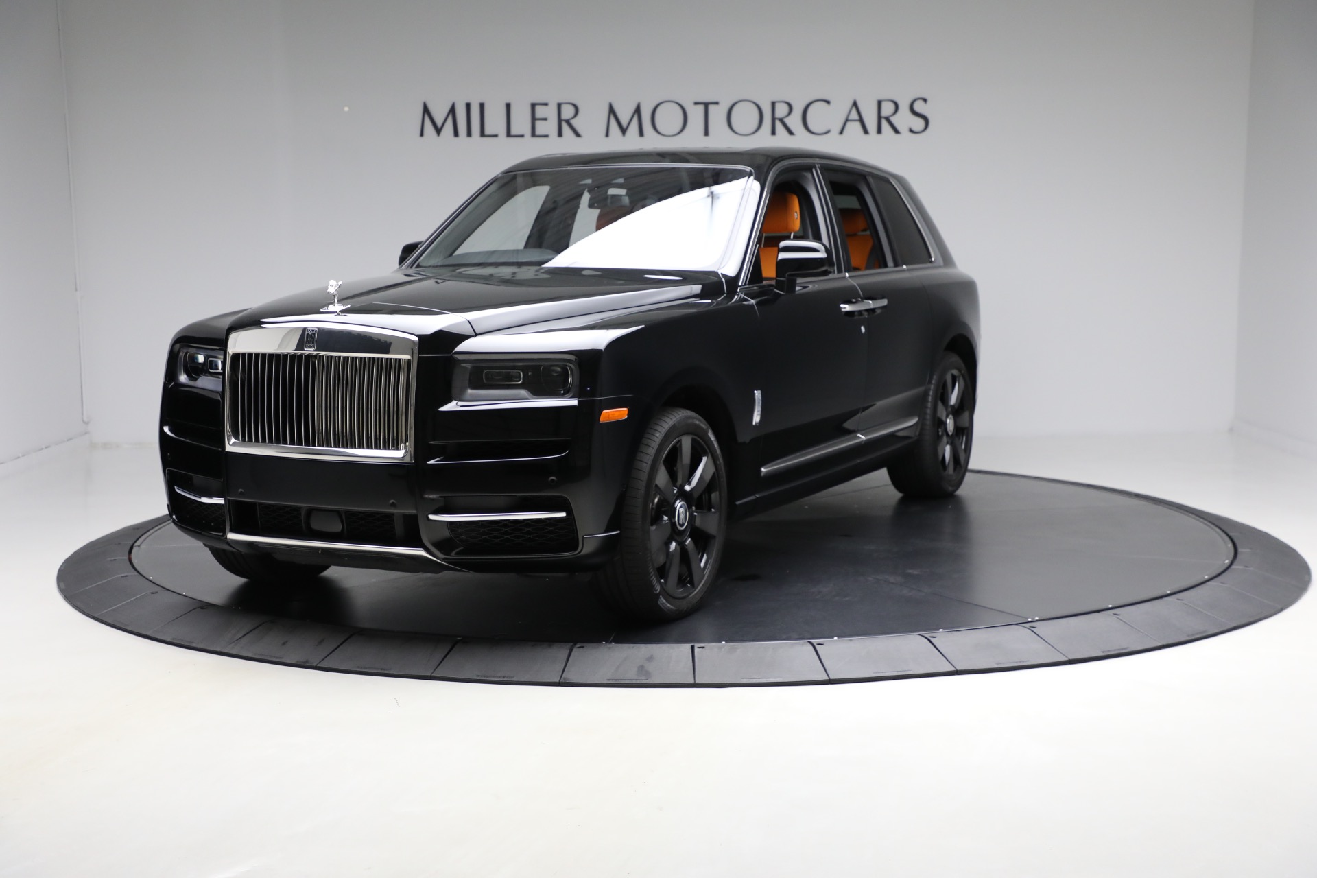 Used 2021 Rolls-Royce Cullinan for sale $265,900 at Bentley Greenwich in Greenwich CT 06830 1