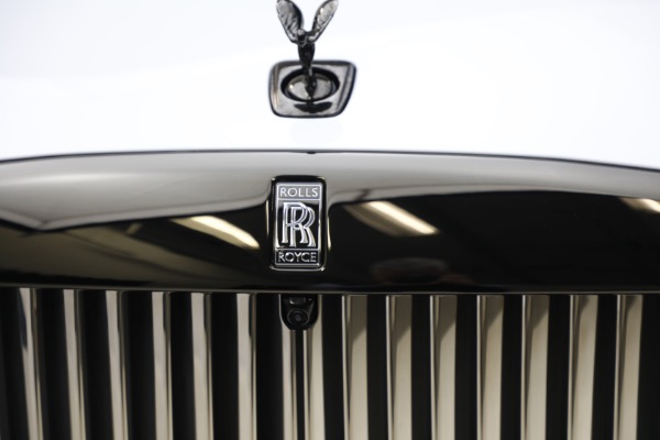 Used 2025 Rolls-Royce Black Badge Spectre for sale $459,900 at Bentley Greenwich in Greenwich CT 06830 27