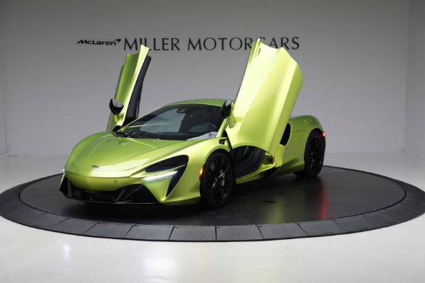 Used 2024 McLaren Artura TechLux for sale $191,900 at Bentley Greenwich in Greenwich CT 06830 14