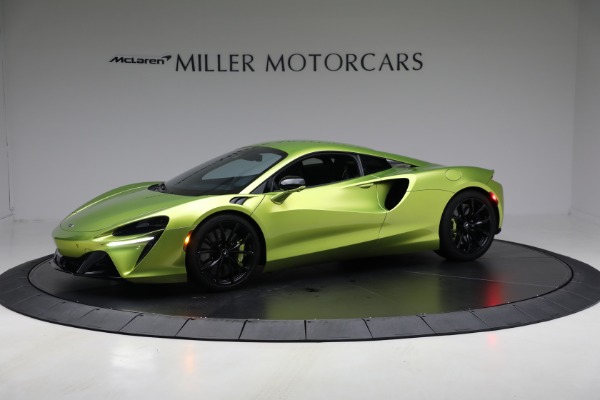 Used 2024 McLaren Artura TechLux for sale $191,900 at Bentley Greenwich in Greenwich CT 06830 2
