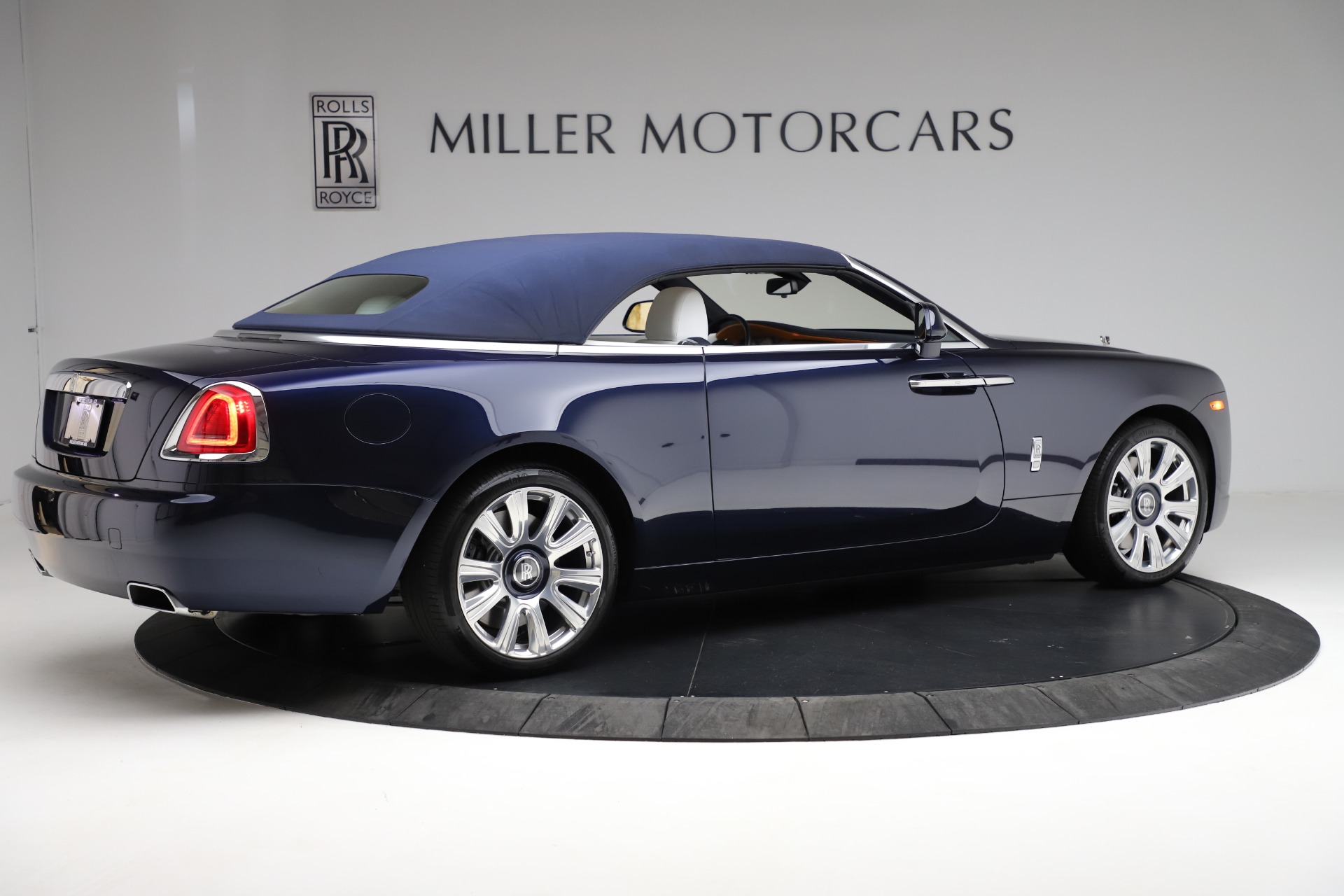 RollsRoyce Dawn 2017  CarsGuide