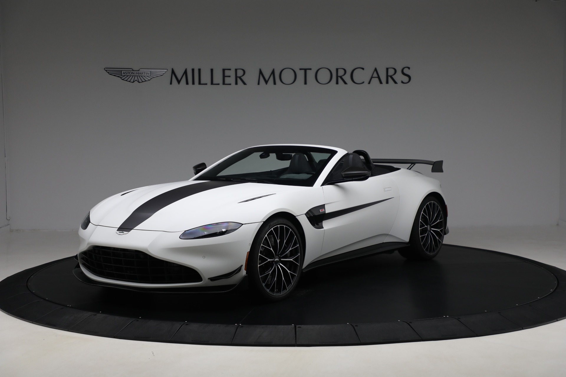 Used 2022 Aston Martin Vantage F1 Edition for sale Sold at Bentley Greenwich in Greenwich CT 06830 1