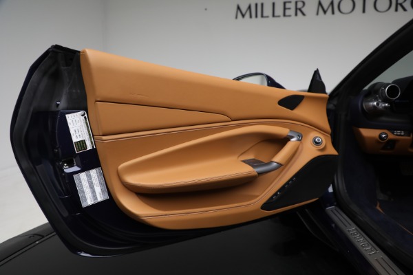Used 2022 Ferrari F8 Spider for sale $425,900 at Bentley Greenwich in Greenwich CT 06830 21