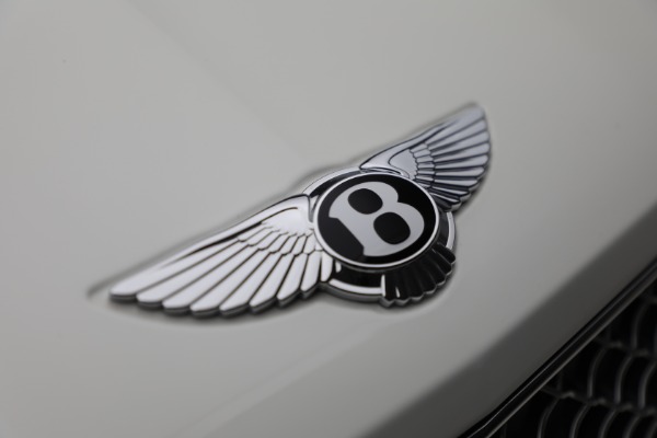 Used 2023 Bentley Bentayga V8 for sale $175,900 at Bentley Greenwich in Greenwich CT 06830 12