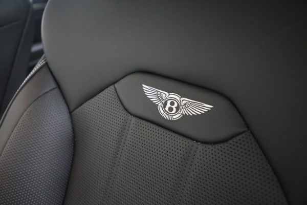 Used 2023 Bentley Bentayga V8 for sale $175,900 at Bentley Greenwich in Greenwich CT 06830 17