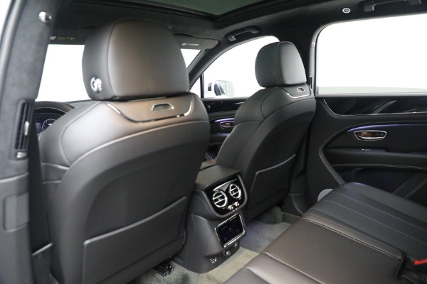 Used 2023 Bentley Bentayga V8 for sale $175,900 at Bentley Greenwich in Greenwich CT 06830 18