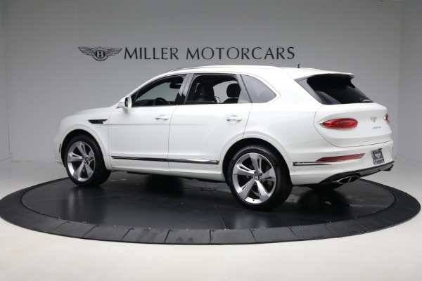 Used 2023 Bentley Bentayga V8 for sale $175,900 at Bentley Greenwich in Greenwich CT 06830 4
