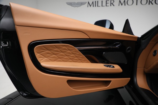 New 2025 Aston Martin DB12 Volante for sale $298,900 at Bentley Greenwich in Greenwich CT 06830 25