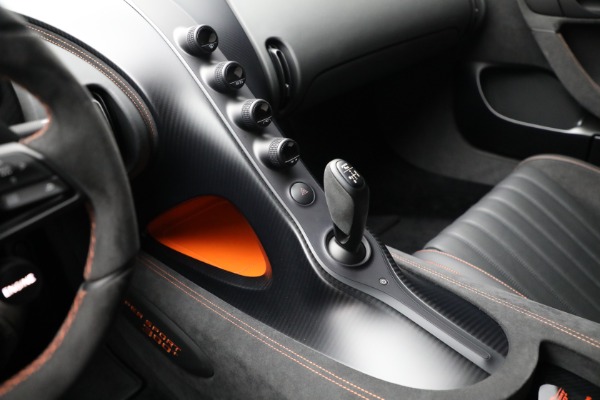 Used 2022 Bugatti Chiron Super Sport 300+ for sale Call for price at Bentley Greenwich in Greenwich CT 06830 21
