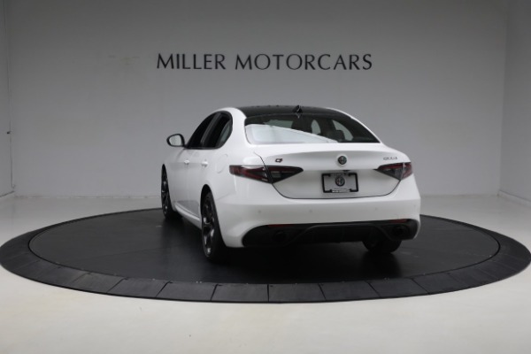 New 2025 Alfa Romeo Giulia for sale $53,290 at Bentley Greenwich in Greenwich CT 06830 6