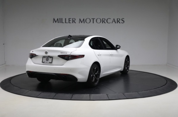 New 2025 Alfa Romeo Giulia for sale $53,290 at Bentley Greenwich in Greenwich CT 06830 8