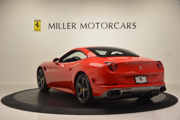 Used 2016 Ferrari California T for sale Sold at Bentley Greenwich in Greenwich CT 06830 17