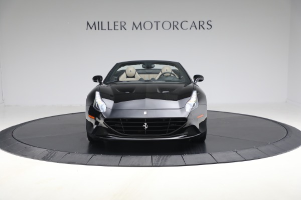 Used 2016 Ferrari California T for sale $122,900 at Bentley Greenwich in Greenwich CT 06830 13