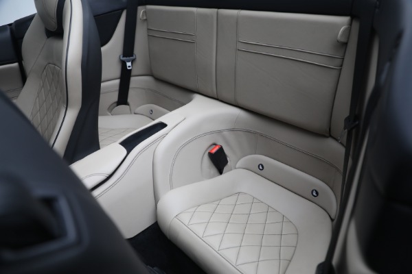 Used 2016 Ferrari California T for sale $122,900 at Bentley Greenwich in Greenwich CT 06830 17
