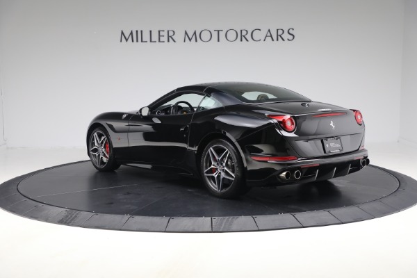 Used 2016 Ferrari California T for sale $122,900 at Bentley Greenwich in Greenwich CT 06830 28