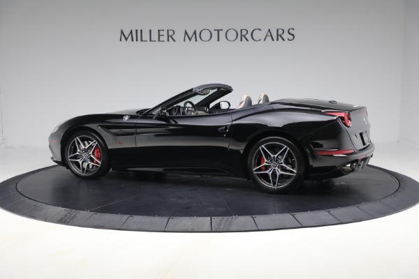 Used 2016 Ferrari California T for sale $122,900 at Bentley Greenwich in Greenwich CT 06830 5