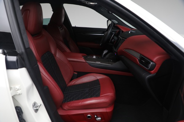 Used 2022 Maserati Levante Modena for sale $53,900 at Bentley Greenwich in Greenwich CT 06830 16