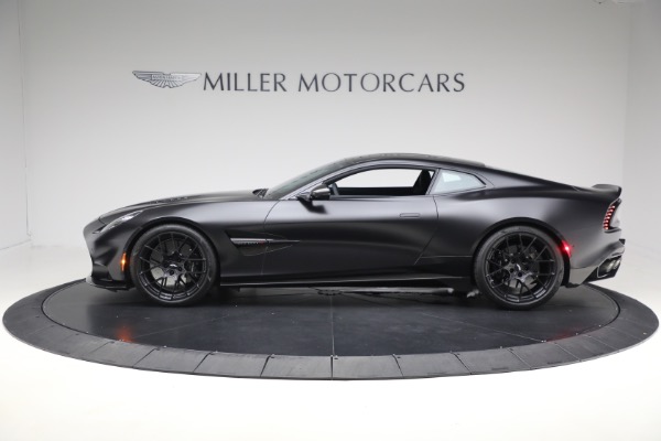 Used 2025 Aston Martin Vanquish for sale $499,900 at Bentley Greenwich in Greenwich CT 06830 3