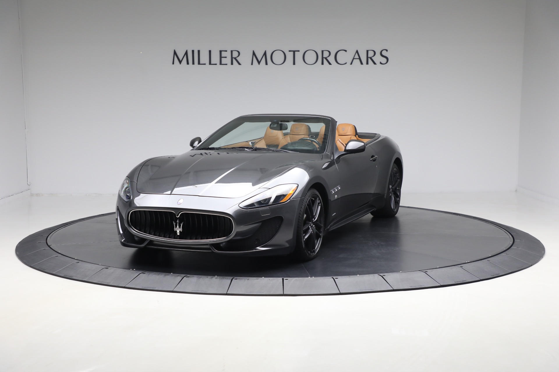 Used 2015 Maserati GranTurismo for sale Sold at Bentley Greenwich in Greenwich CT 06830 1