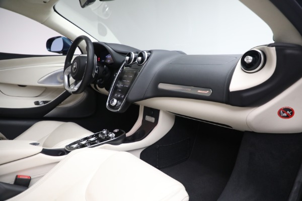 Used 2023 McLaren GT Luxe for sale $185,900 at Bentley Greenwich in Greenwich CT 06830 17