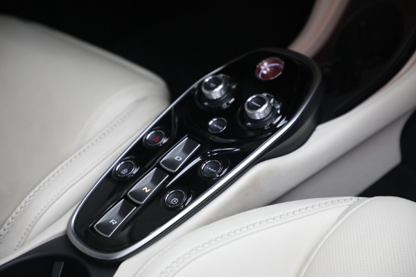 Used 2023 McLaren GT Luxe for sale $185,900 at Bentley Greenwich in Greenwich CT 06830 18