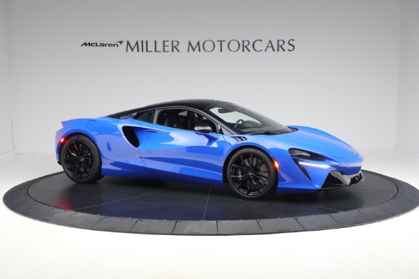Used 2023 McLaren Artura Performance for sale Call for price at Bentley Greenwich in Greenwich CT 06830 10
