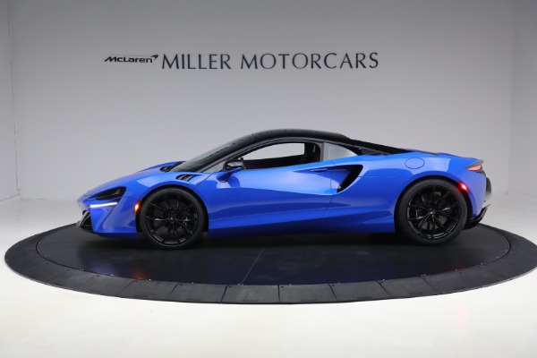 Used 2023 McLaren Artura Performance for sale Call for price at Bentley Greenwich in Greenwich CT 06830 3
