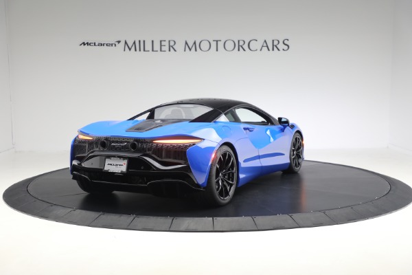 Used 2023 McLaren Artura Performance for sale Call for price at Bentley Greenwich in Greenwich CT 06830 7