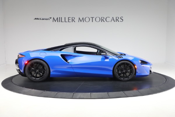 Used 2023 McLaren Artura Performance for sale Call for price at Bentley Greenwich in Greenwich CT 06830 9