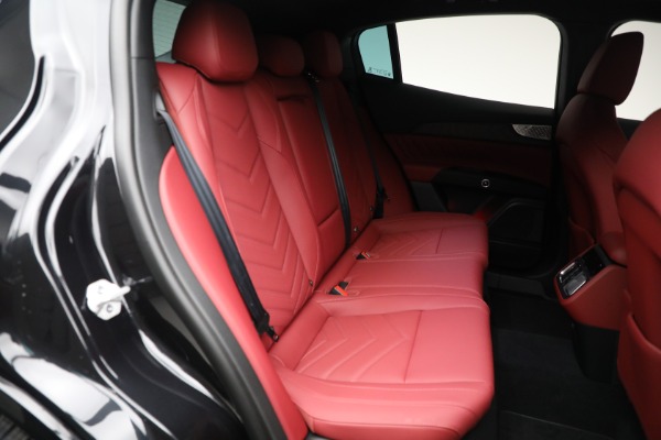 New 2025 Maserati Grecale for sale $83,405 at Bentley Greenwich in Greenwich CT 06830 19