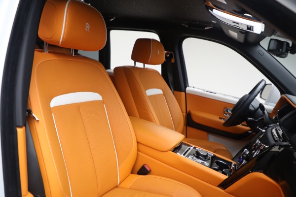 Used 2022 Rolls-Royce Black Badge Cullinan for sale Call for price at Bentley Greenwich in Greenwich CT 06830 20