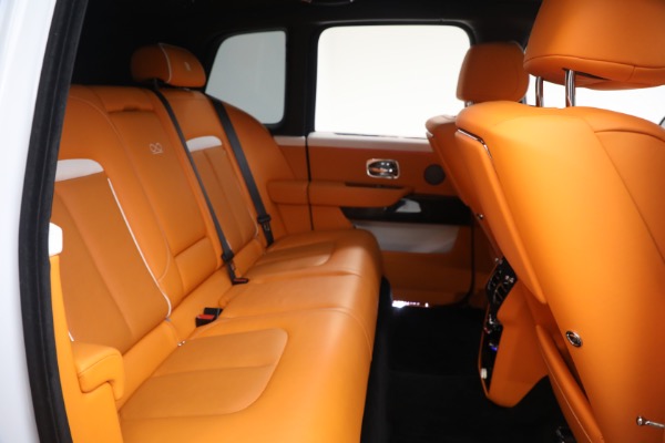 Used 2022 Rolls-Royce Black Badge Cullinan for sale Call for price at Bentley Greenwich in Greenwich CT 06830 27