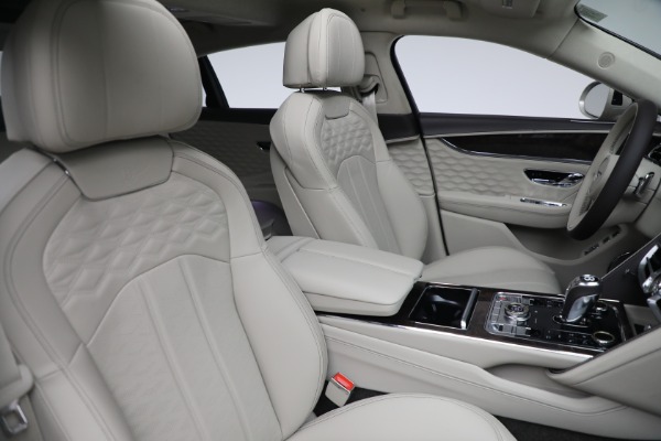 New 2025 Bentley Flying Spur Speed for sale $299,995 at Bentley Greenwich in Greenwich CT 06830 26