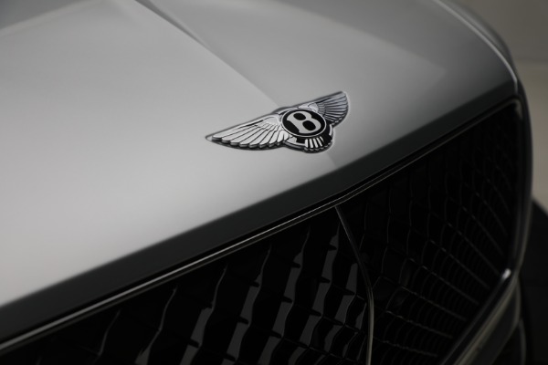 New 2025 Bentley Bentayga EWB V8 for sale $262,915 at Bentley Greenwich in Greenwich CT 06830 9