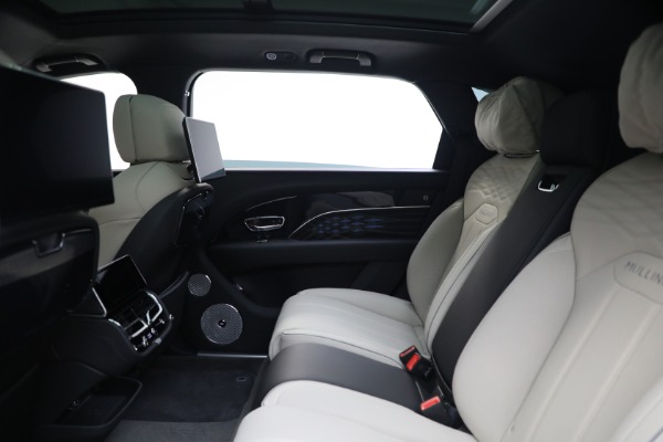 New 2025 Bentley Bentayga EWB Mulliner V8 for sale Sold at Bentley Greenwich in Greenwich CT 06830 23