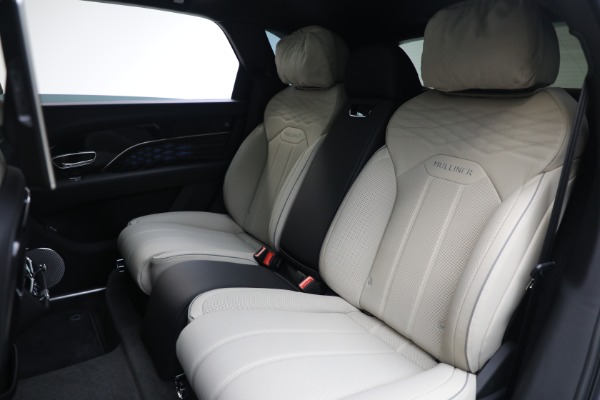 New 2025 Bentley Bentayga EWB Mulliner V8 for sale Sold at Bentley Greenwich in Greenwich CT 06830 24