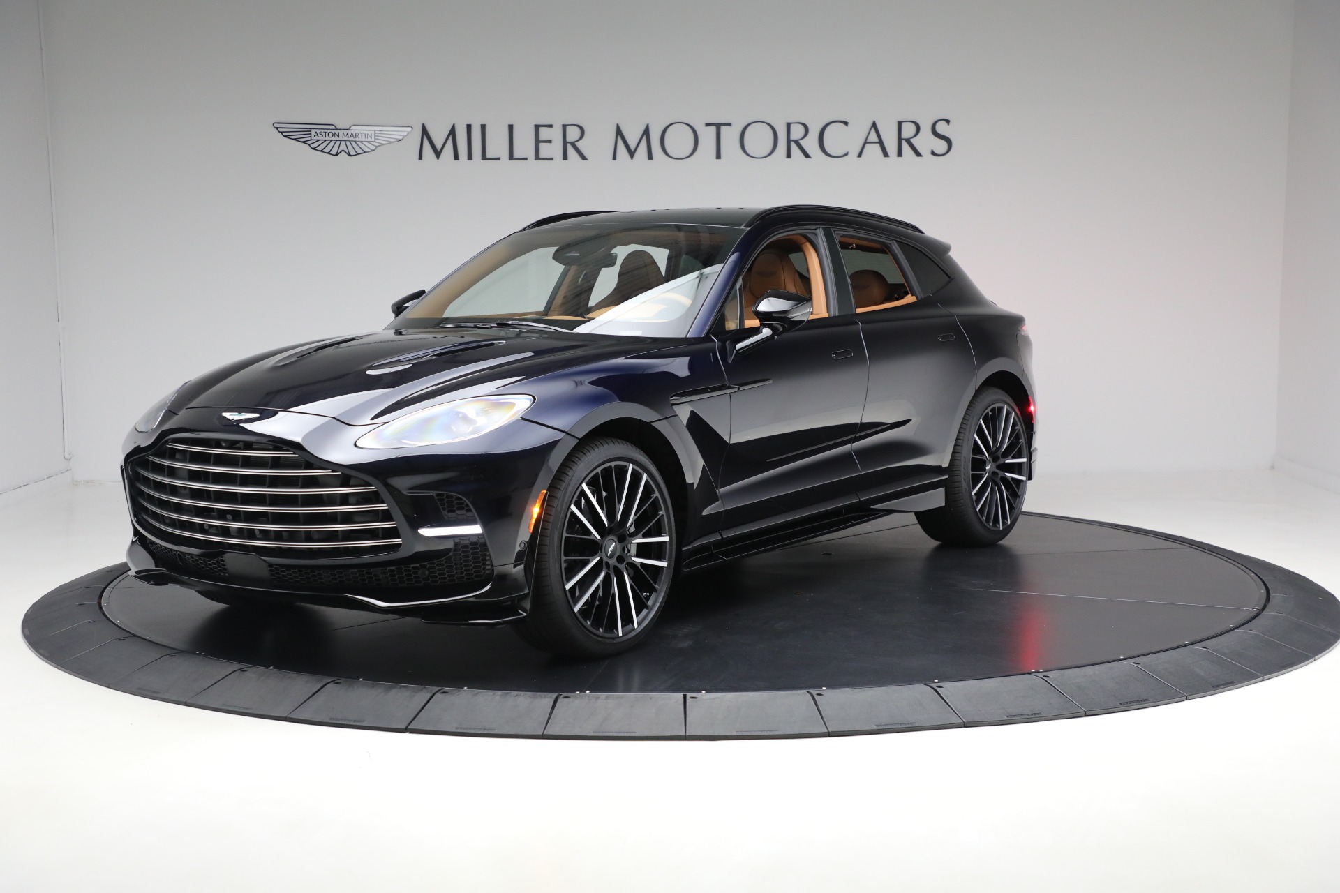 New 2025 Aston Martin DBX 707 For Sale (Special Pricing) | Bentley