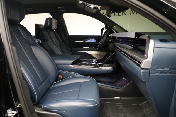 Used 2025 Cadillac Escalade IQ Sport 2 for sale $139,900 at Bentley Greenwich in Greenwich CT 06830 20