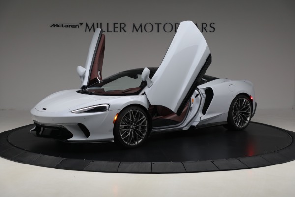 Used 2023 McLaren GT Luxe for sale $185,900 at Bentley Greenwich in Greenwich CT 06830 14