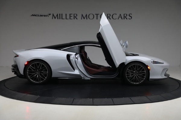 Used 2023 McLaren GT Luxe for sale $185,900 at Bentley Greenwich in Greenwich CT 06830 19
