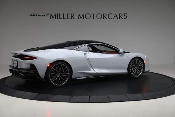 Used 2023 McLaren GT Luxe for sale $185,900 at Bentley Greenwich in Greenwich CT 06830 8