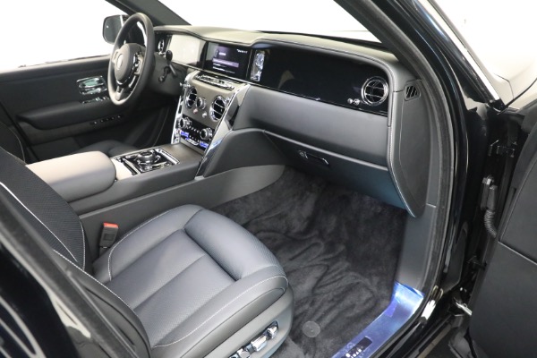 New 2026 Rolls-Royce Cullinan for sale $493,350 at Bentley Greenwich in Greenwich CT 06830 19